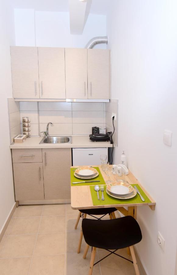 M&D Apartments Peraía Eksteriør bilde